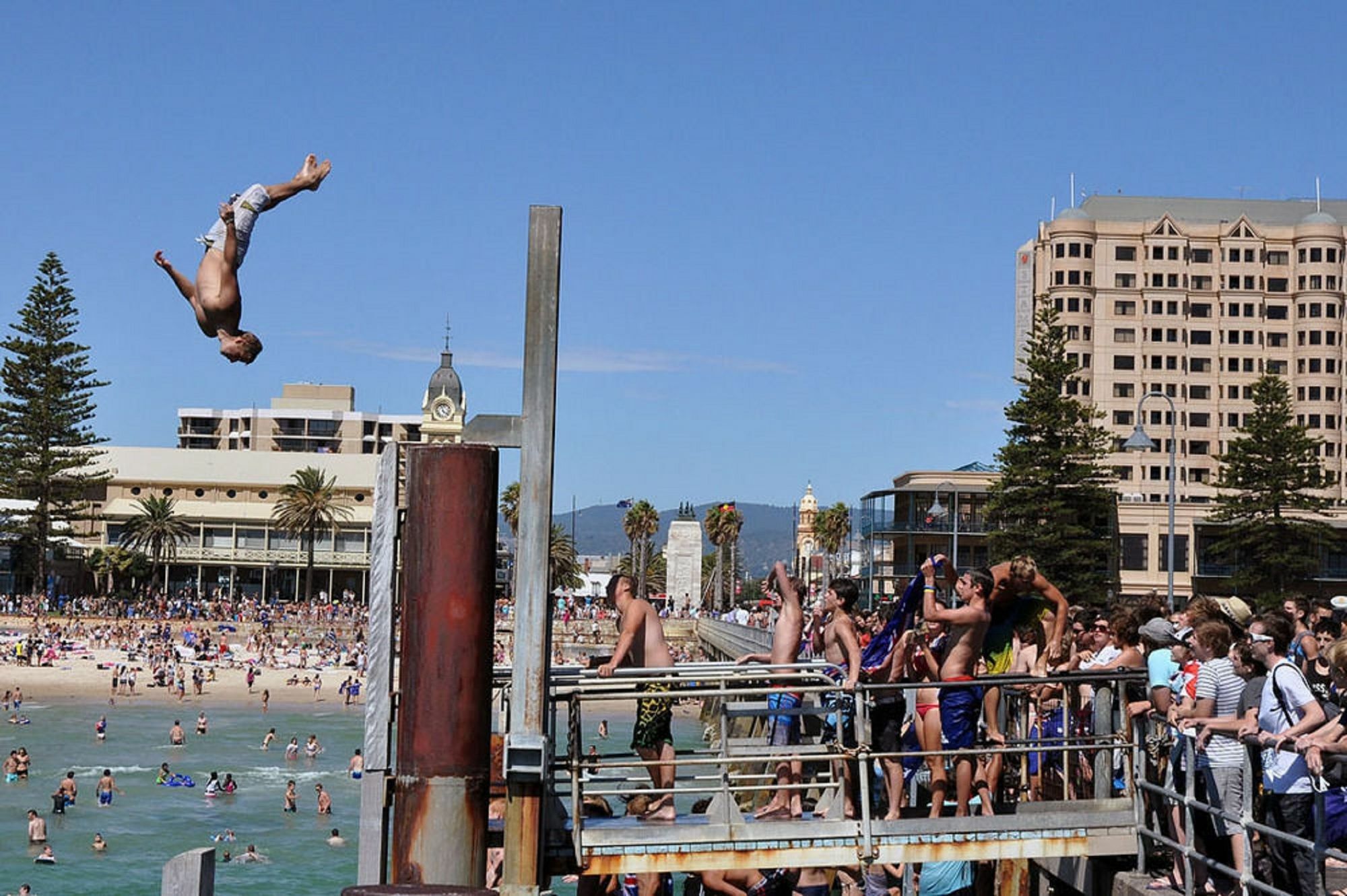 Glenelg Holiday Apartments - Corfu Adelaide Bagian luar foto